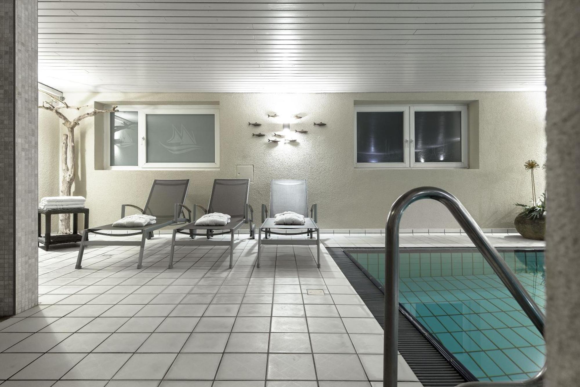 Mein Strandhaus - Hotel, Restaurant & Schwimmbad Timmendorfer Strand Luaran gambar