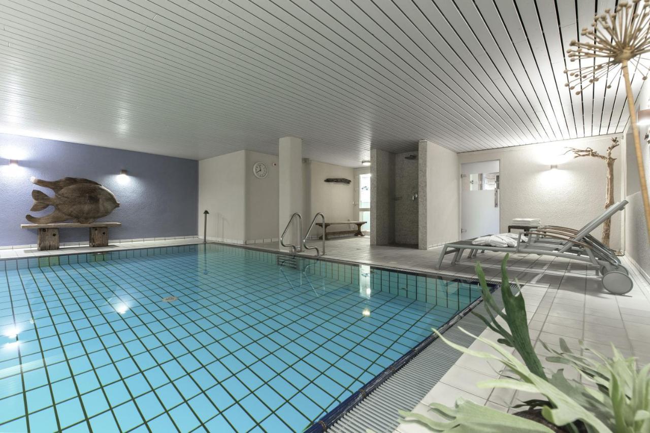 Mein Strandhaus - Hotel, Restaurant & Schwimmbad Timmendorfer Strand Luaran gambar
