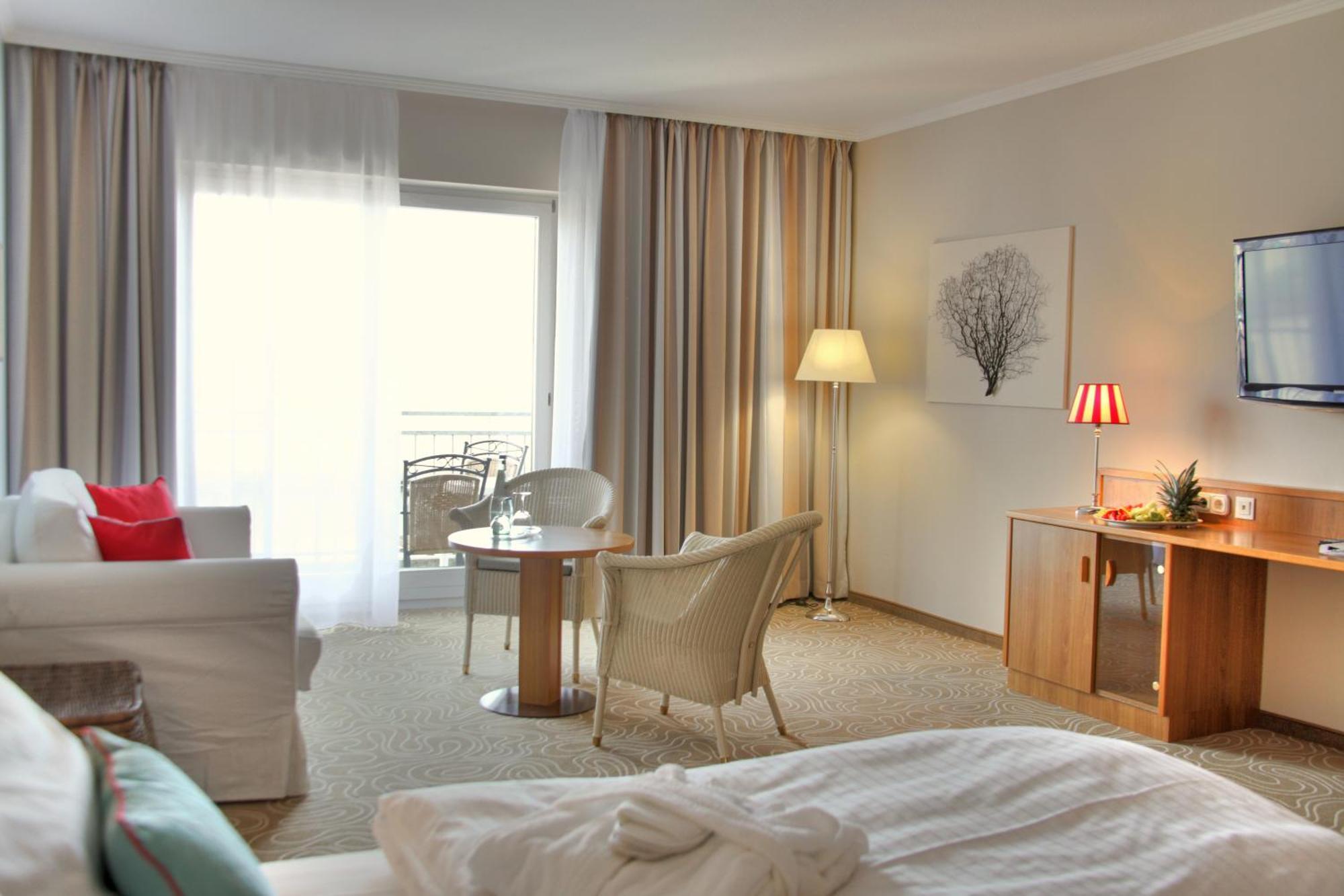 Mein Strandhaus - Hotel, Restaurant & Schwimmbad Timmendorfer Strand Luaran gambar