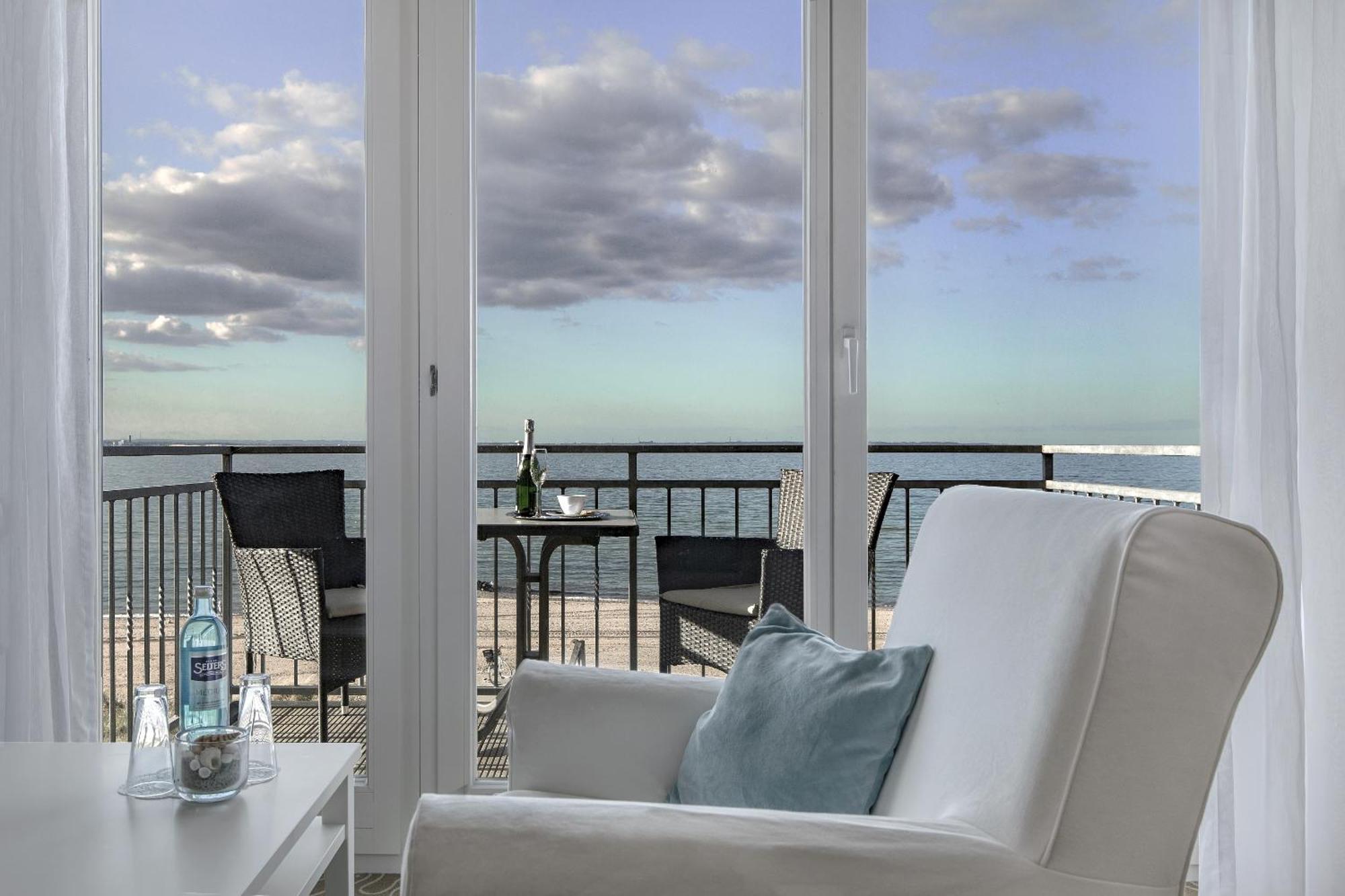Mein Strandhaus - Hotel, Restaurant & Schwimmbad Timmendorfer Strand Luaran gambar